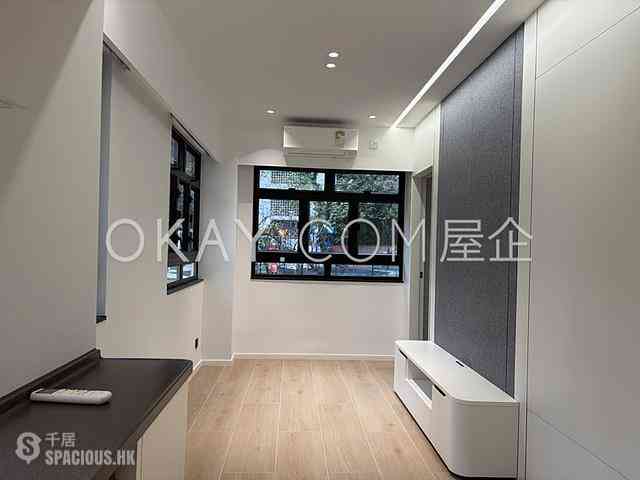 Wan Chai - Hang Tak Building 02