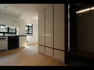 Wan Chai - Hang Tak Building 09