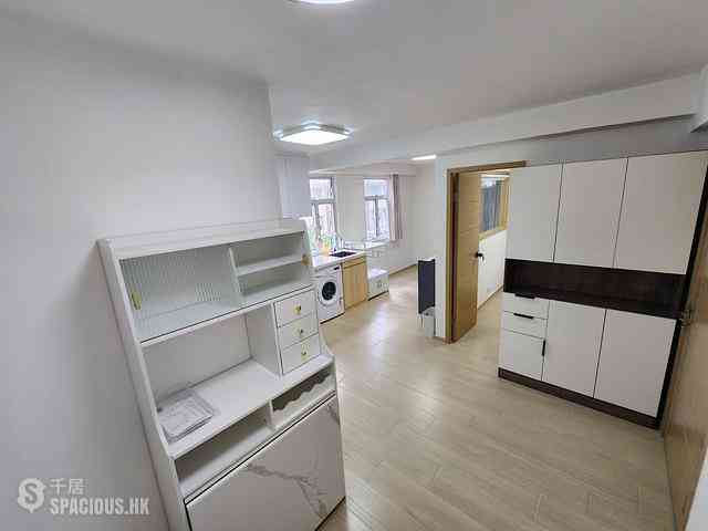 Sai Ying Pun - Fook Moon Building 08