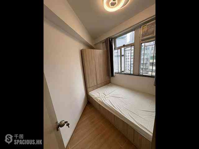 Mong Kok - Hing Fat Building 03