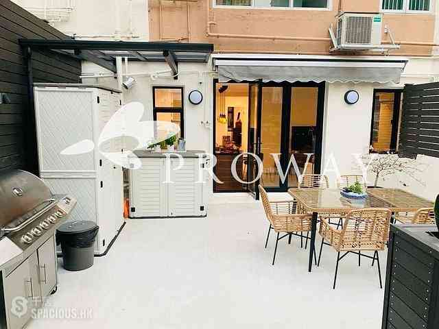 Wan Chai - Kenny Court 04