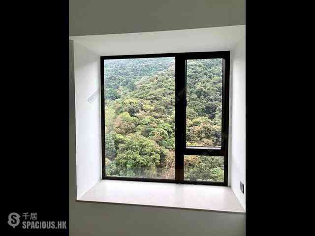 Kennedy Town - Serene Court 04