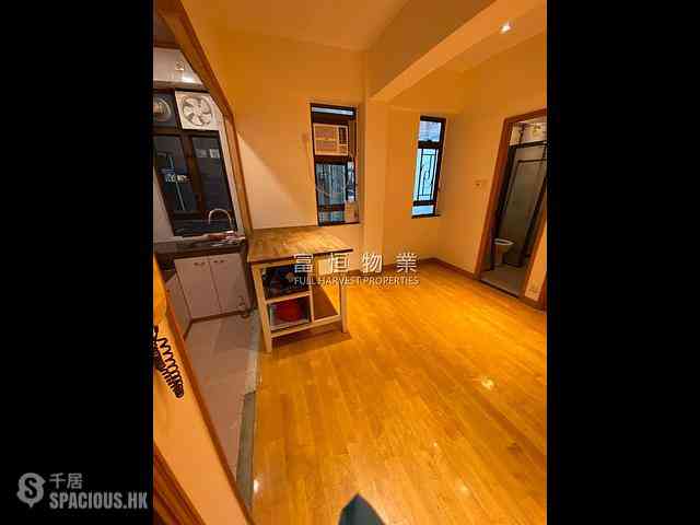 Happy Valley - 30-32, Yik Yam Street 03