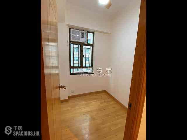 Happy Valley - 30-32, Yik Yam Street 05