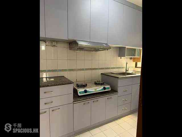 Sai Ying Pun - Kwong Fung Terrace 05