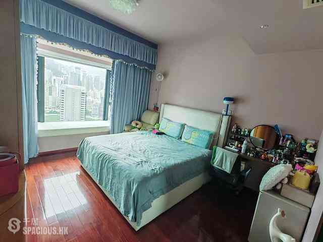 Leighton Hill - The Leighton Hill Block 3 01