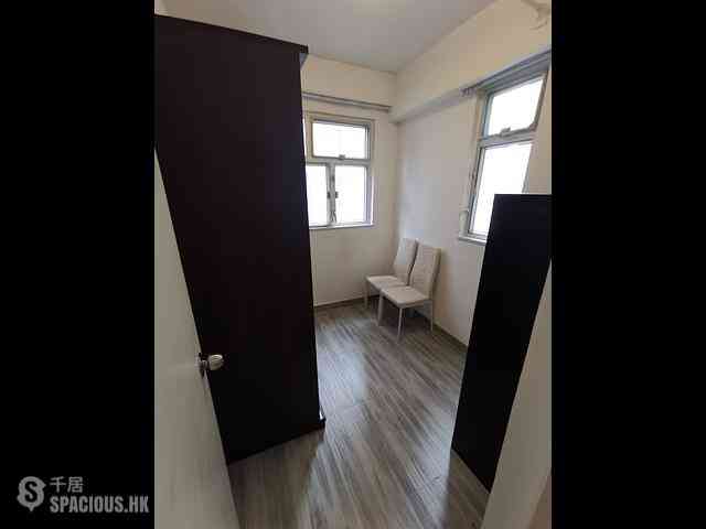 Kennedy Town - Luen Wai Apartment 07