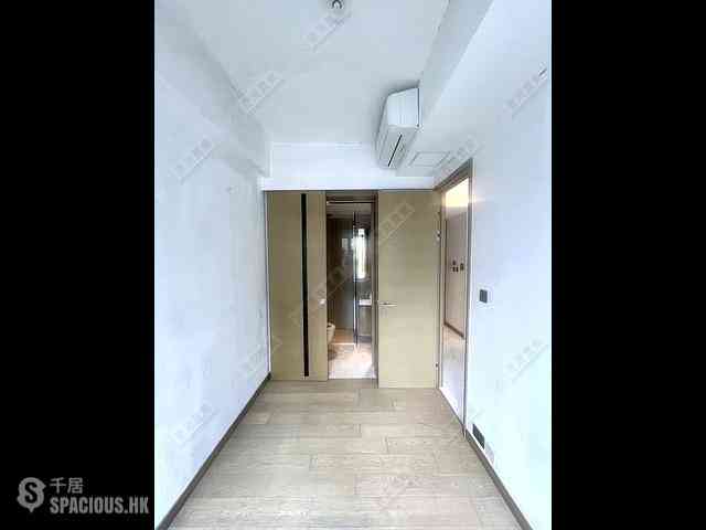 Causeway Bay - The Hemispheres 04