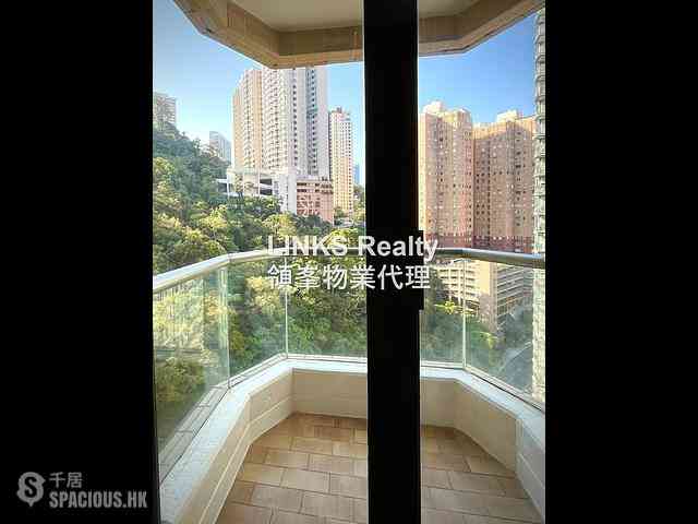 Tai Hang - Ronsdale Garden 02