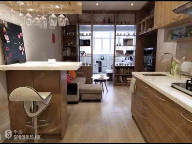 Wan Chai - Nam Shing Building 04