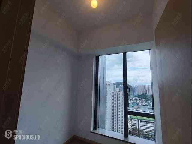 Wong Chuk Hang - The Southside Phase 2 La Marina Tower 2A 05