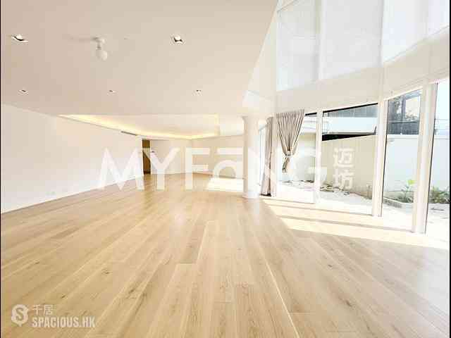 Shouson Hill - Henredon Court 01