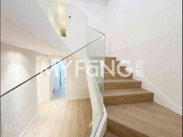 Shouson Hill - Henredon Court 03