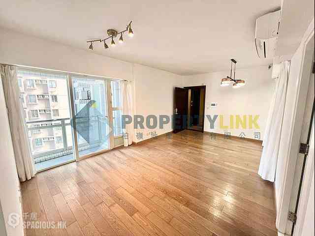 Soho - Centrestage 01