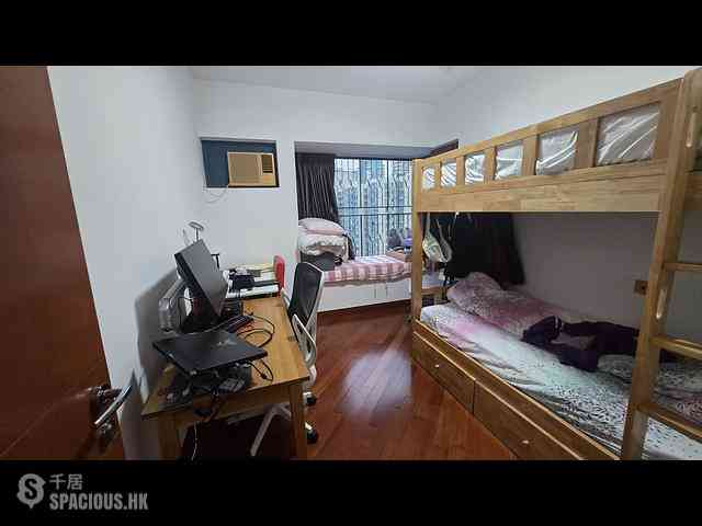 Tai Kok Tsui - The Long Beach Tower 7 08