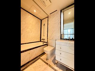 Sai Ying Pun - Kensington Hill 07