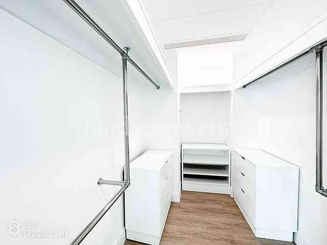 Repulse Bay - Fairmount Terrace 05