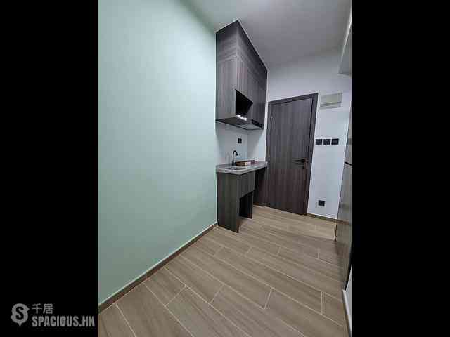 North Point - Pak Fuk Building 03