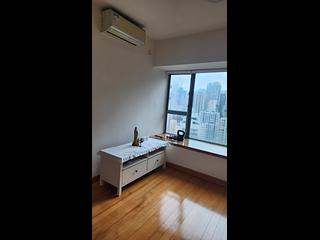 Sheung Wan - Queen's Terrace 03
