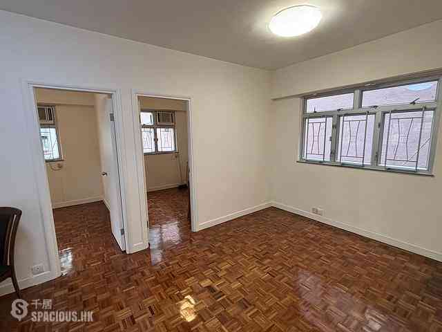 Soho - 14, Shelley Street 01