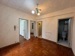 Sai Ying Pun - Kam Fung Mansion 05