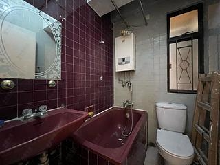 Sai Ying Pun - Kam Fung Mansion 08