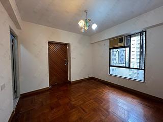 Sai Ying Pun - Kam Fung Mansion 09