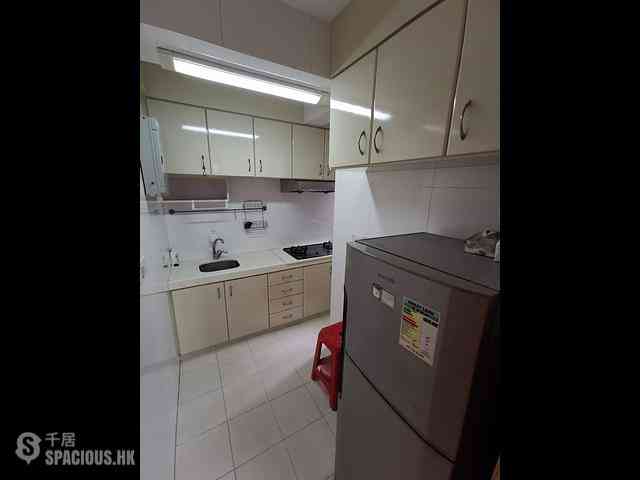 Kennedy Town - Pearl Court 06