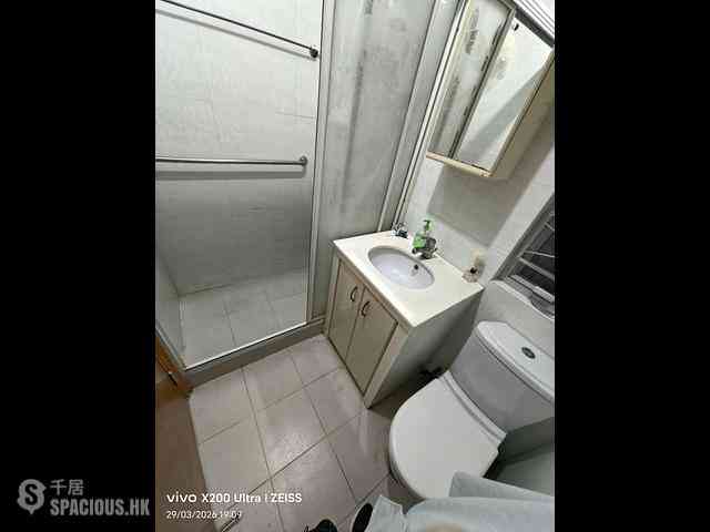 Kennedy Town - Pearl Court 19