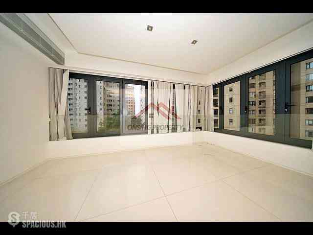 Mid Levels Central - Kam Yuen Mansion 03