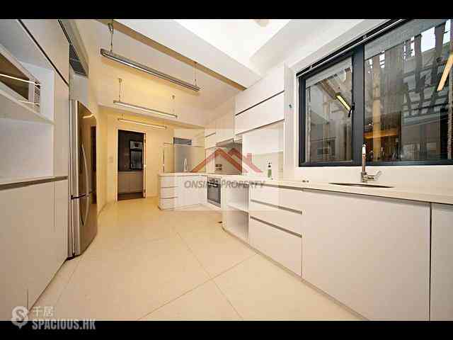 Mid Levels Central - Kam Yuen Mansion 05