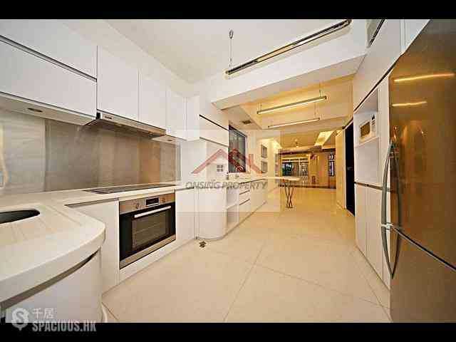 Mid Levels Central - Kam Yuen Mansion 06