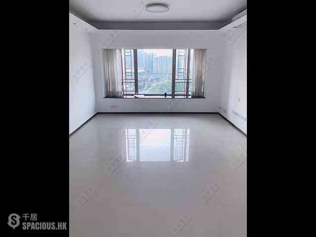 West Kowloon - Sorrento 01