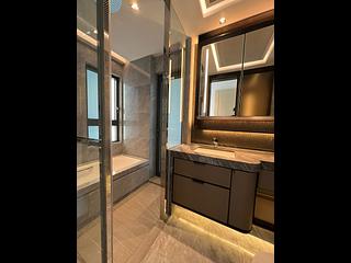 Ho Man Tin - 233 Prince Edward Road West 07