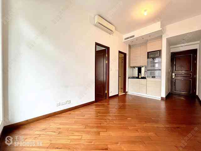Wan Chai - The Avenue Phase 2 Block 3 02