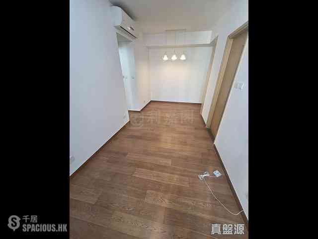Tseung Kwan O - The Papillons Block 3 02