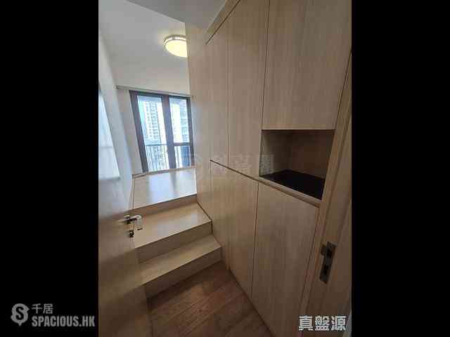 Tseung Kwan O - The Papillons Block 3 05