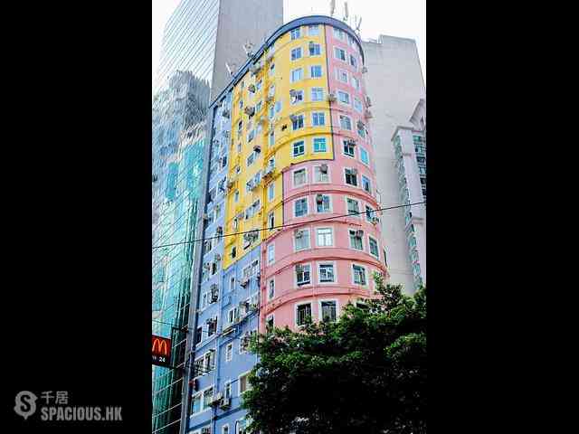 Wan Chai - Chung Wui Mansion 05