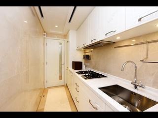Sai Ying Pun - Kensington Hill 03