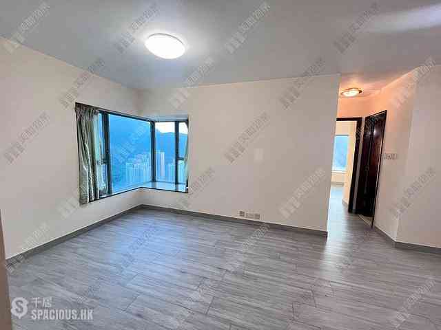 Tung Chung - Seaview Crescent 05
