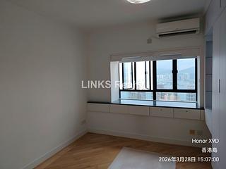 Mid Levels West - Lyttelton Garden Block 2 07