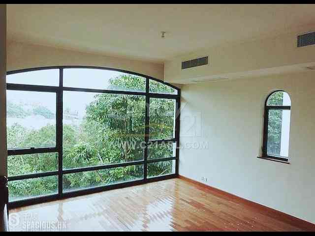 Chung Hom Kok - Casa Del Sol 01