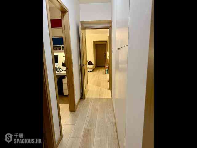 Mid Levels Central - Robinson Heights 08