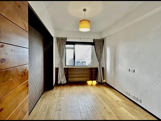Mid Levels West - Realty Gardens 28