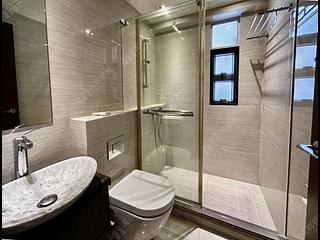 Mid Levels West - Realty Gardens 31