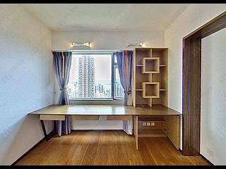 Mid Levels West - Realty Gardens 21