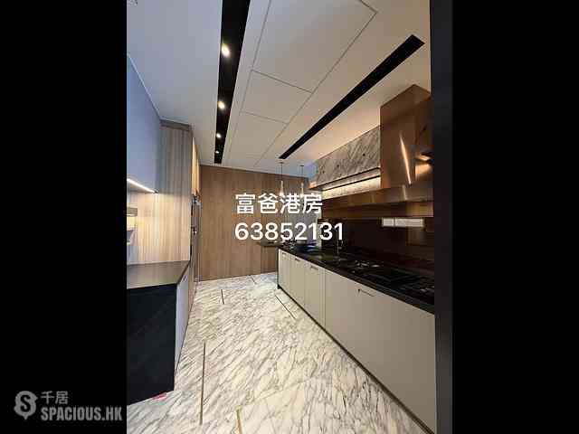 Mid Levels West - The Legacy Phase 1 Tower 2 04