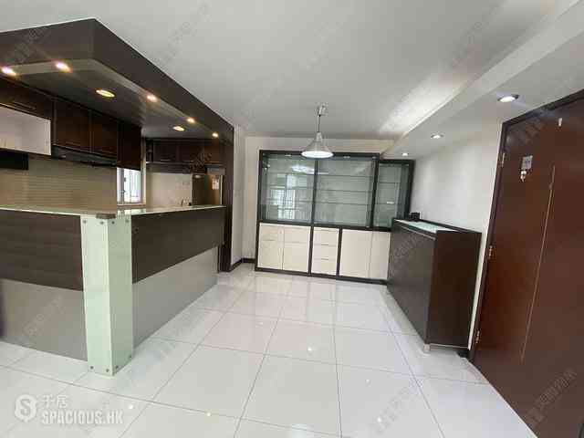 Tai Koo Shing - Tai Koo Shing Sing Fai Terrace Wai Sing Mansion 01