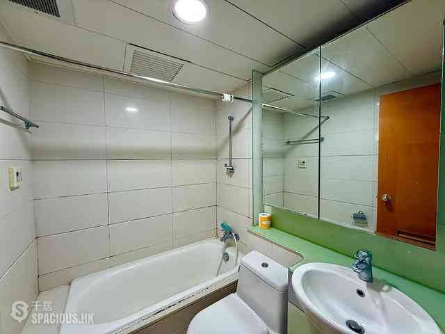 Tung Chung - Coastal Skyline 03