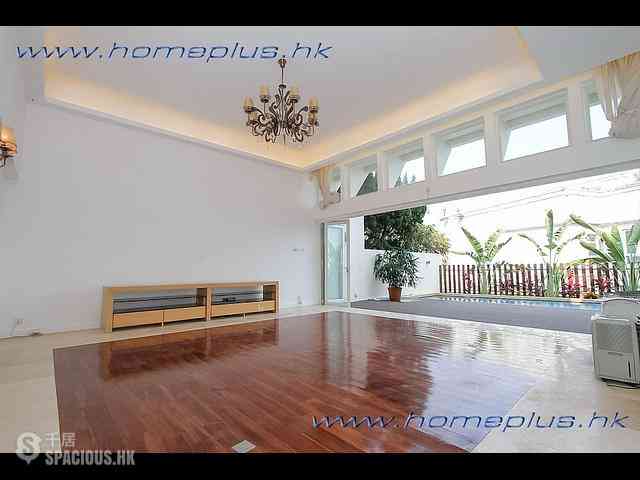 Clear Water Bay - Golden Lake Villa 02